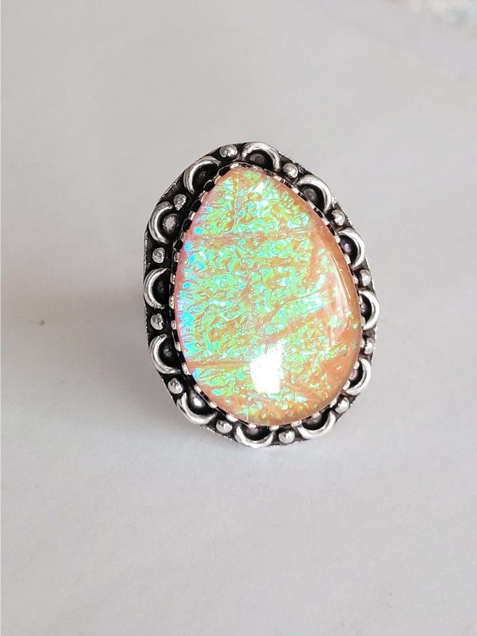 Triplett Opal, ring stl. 17,5