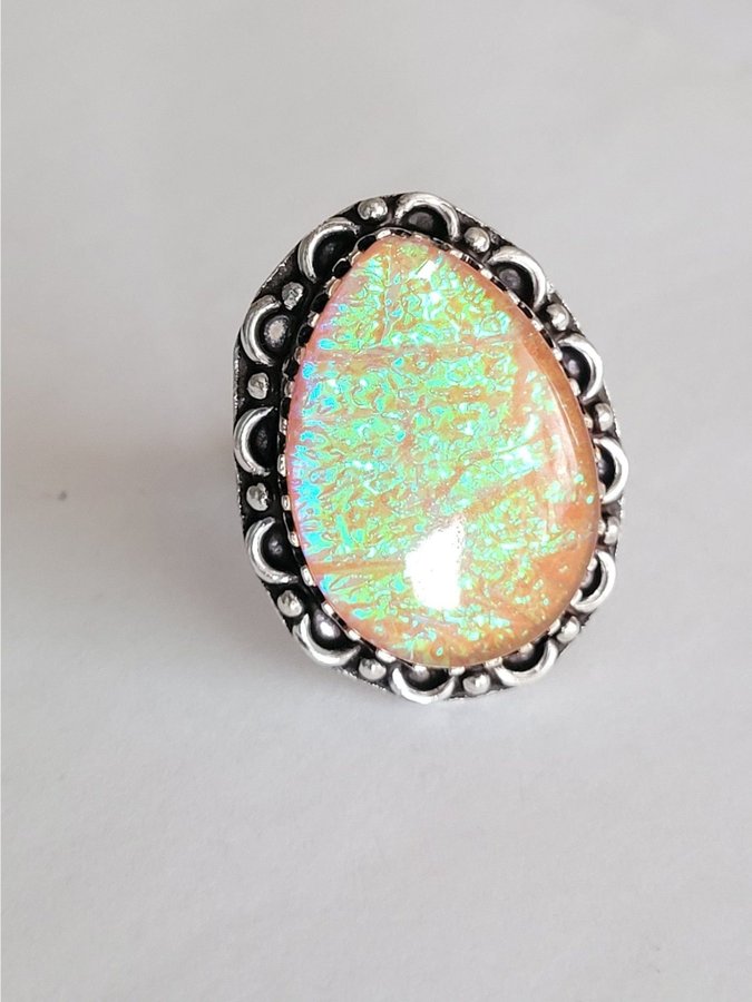 Triplett Opal, ring stl. 17,5