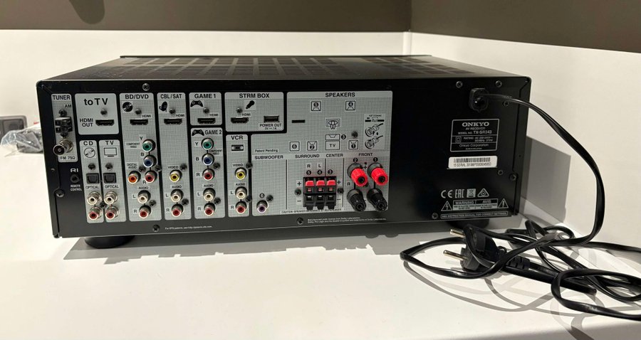 Onkyo TX-SR343 AV-receiver Väldigt bra skick