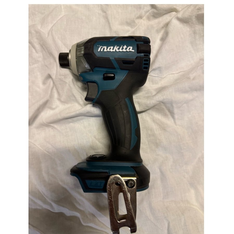 Makita DTD148 18V Slagskruvdragare!