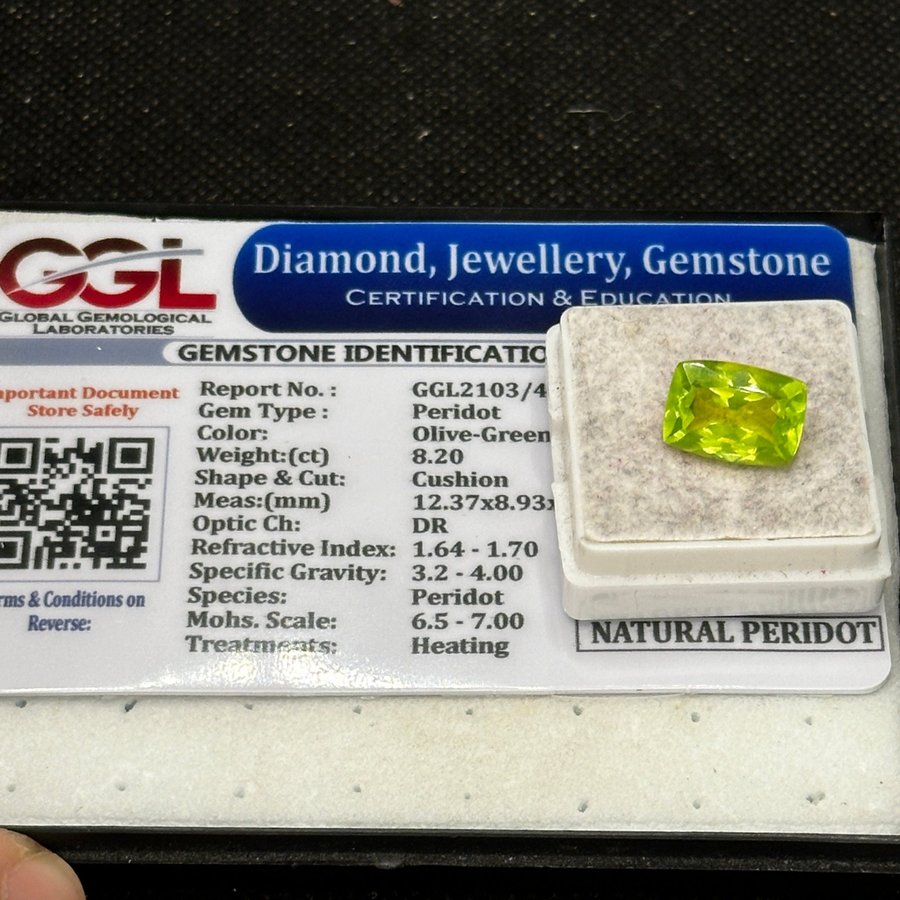 Peridot 820 ct