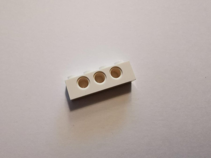 Lego - technic - brick - 1x4 - part 3701 - vit