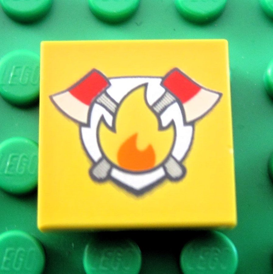 1 st LEGO Tile Platta 2 x 2 gul yxa brandman fire