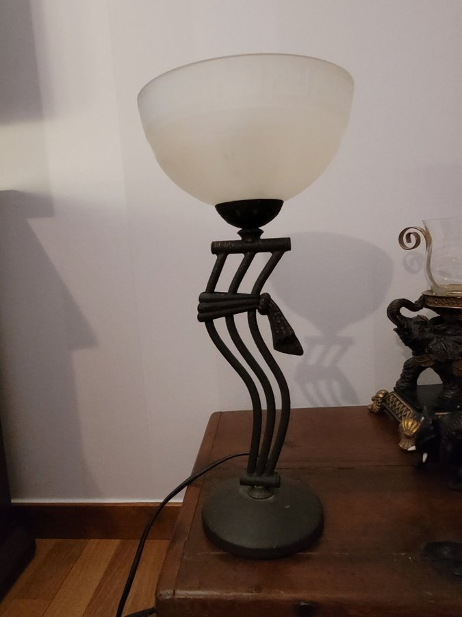 Retro Vacker från Cottex Sweden Bordslampa Metall / Glas Typ: B-88