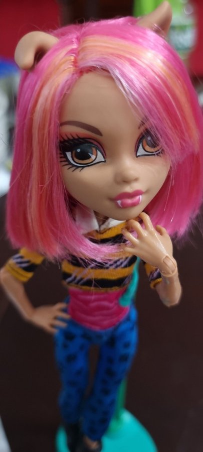 Monster high - wolf pack - howleen