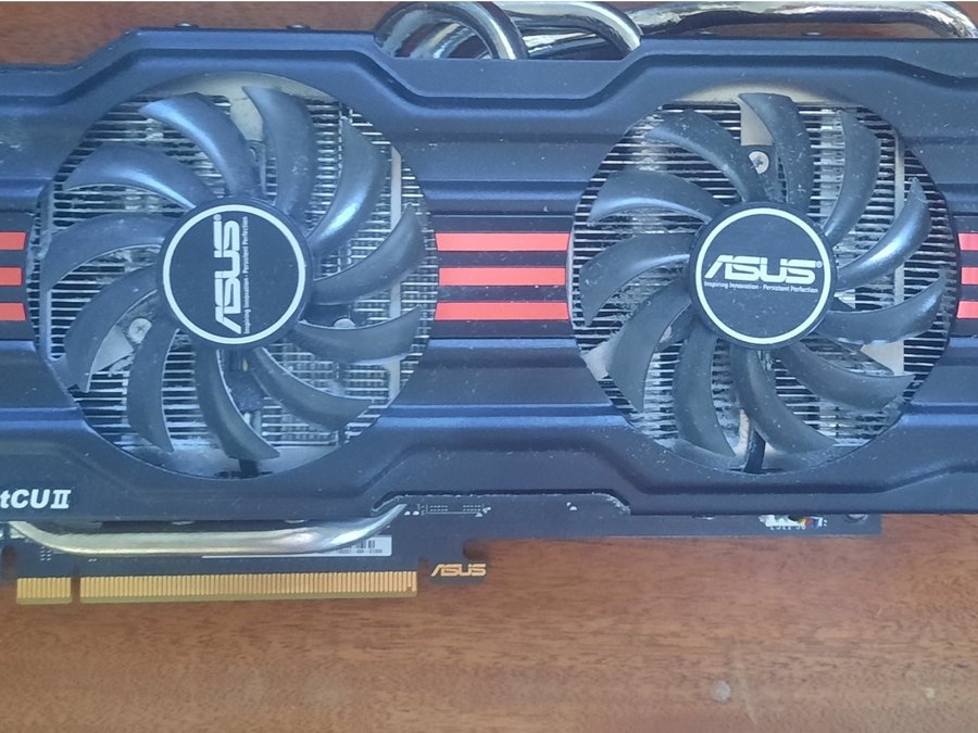 ASUS GeForce GTX 670 (otestad)