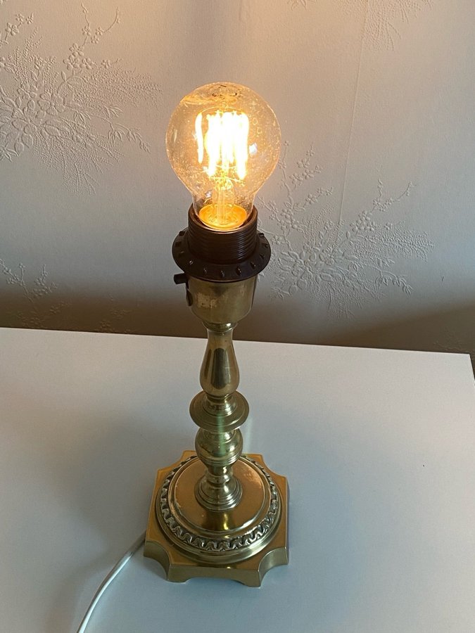 Lampfot ~ kulfot ~ i mässing ~ Stämpel MAE 20 ~ 70-tal RETRO Vintage