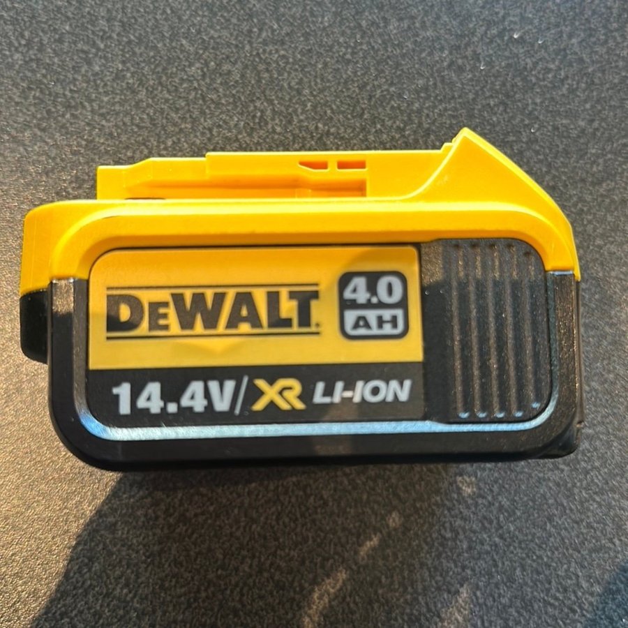 DEWALT 14.4V XR Li-Ion Batteri 4.0 Ah