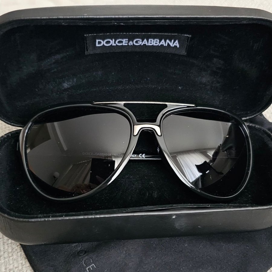 Dolce  Gabbana solglasögon