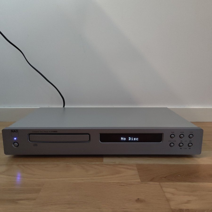 NAD C 515BEE CD-spelare