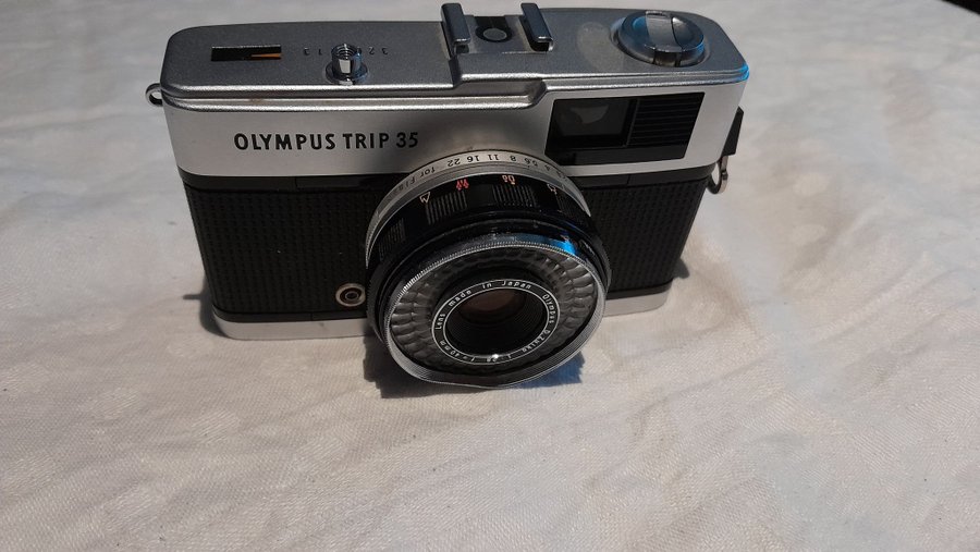 Olympus Trip 35 1:28