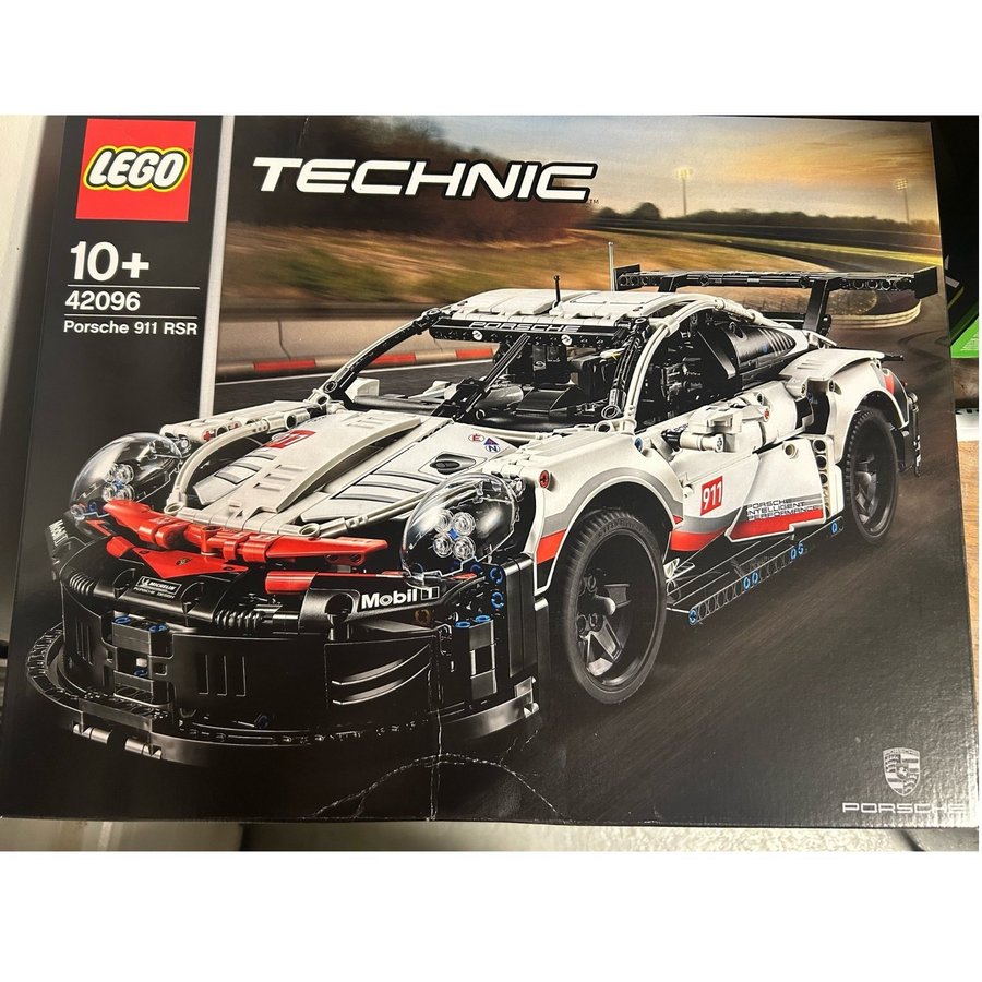 LEGO Technic 42096 Porsche 911 RSR