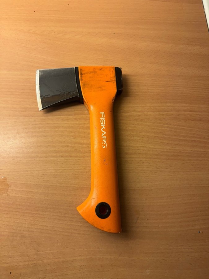 Fiskars yxa lite yxa