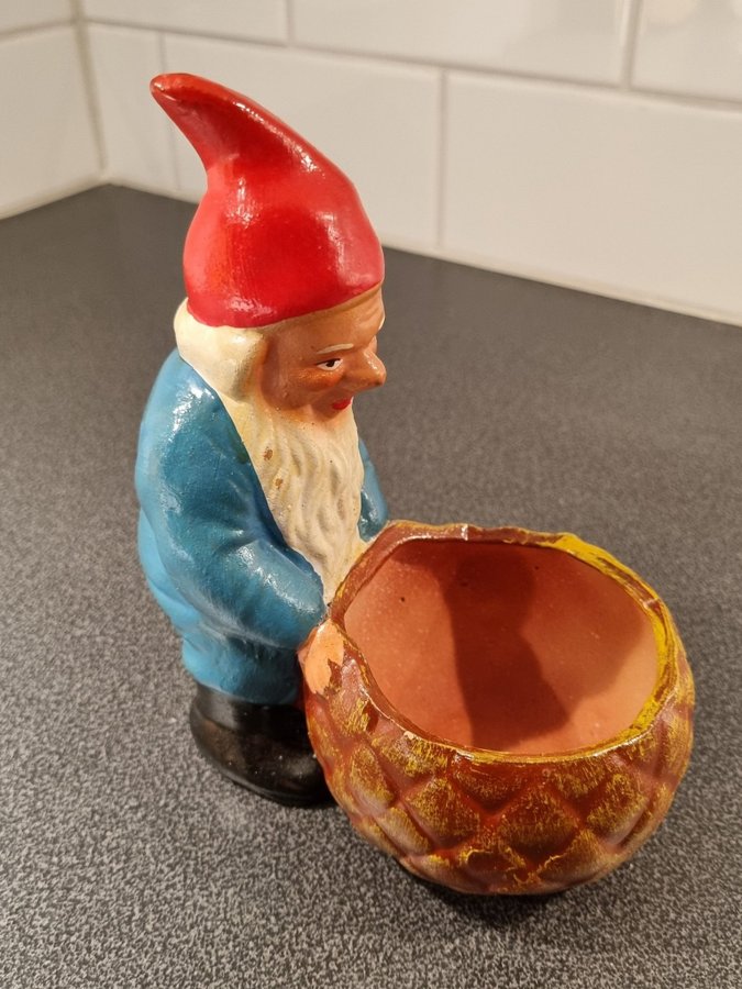 Äldre tomte I keramik (Tysk?)