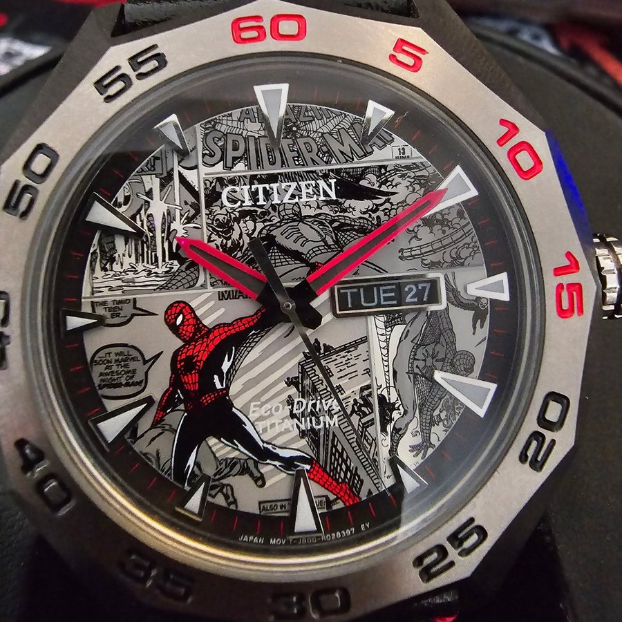 Citizen Marvel Spiderman Eco-Drive Titanium Armbandsur