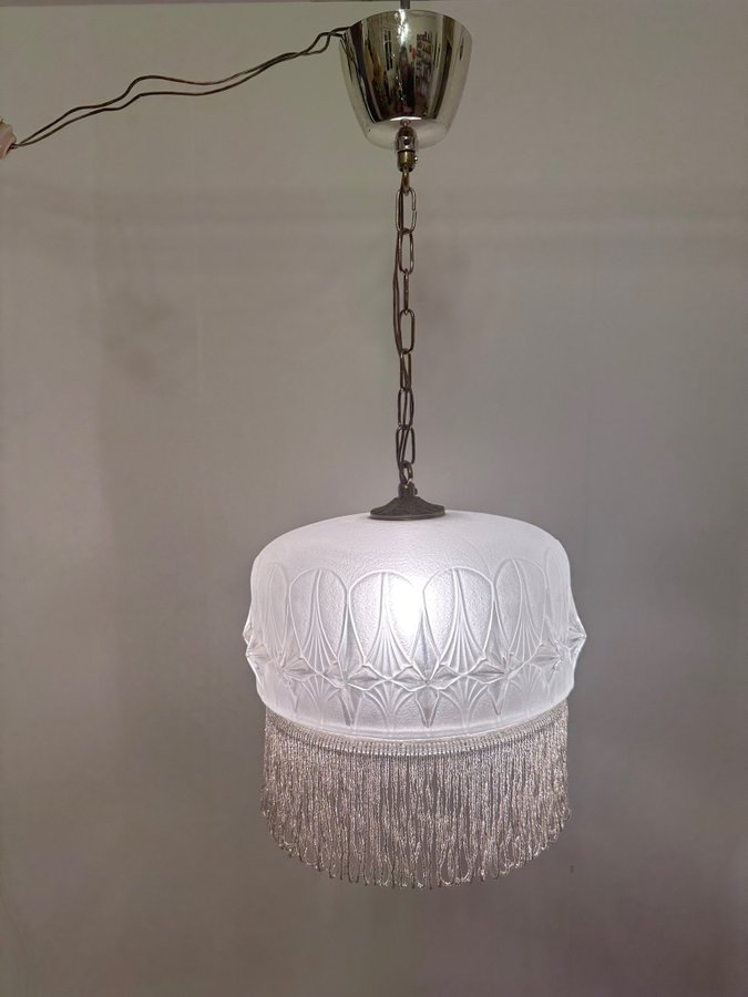 Taklampa opalinglas pärlfrans, vintage, antik, jugend, art deco, swedish grace