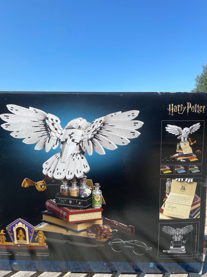 LEGO Harry Potter Hogwarts Icons - Hedwig. 76391