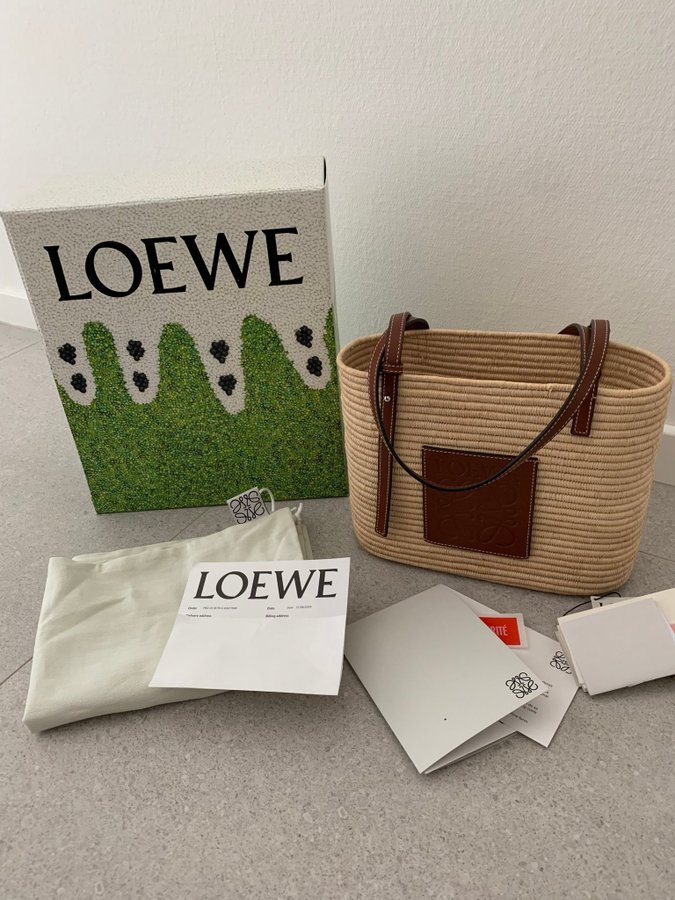 Loewe small square bag