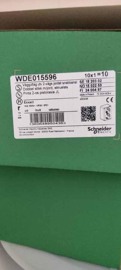 Schneider Exxact Surface 2-vägsuttag UTP 5st.