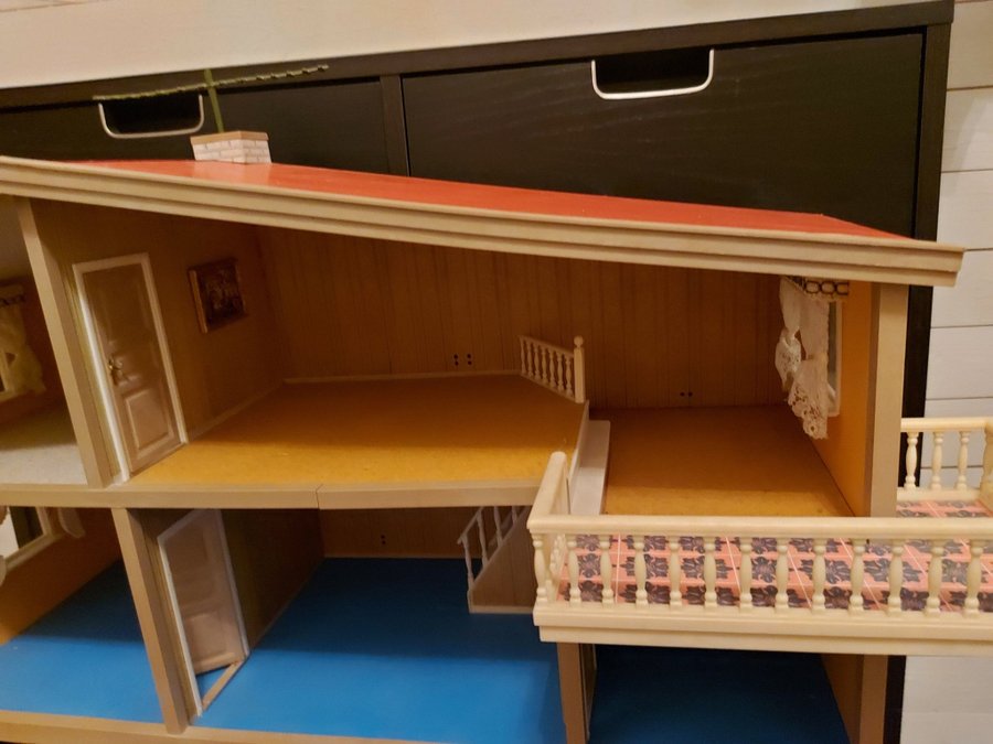 Lundby Dockhus med tillbehör