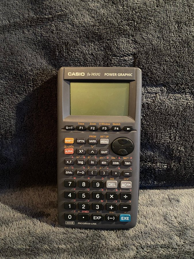 Casio fx-7450G Grafräknare/miniräknare/kalkylator i nyskick!