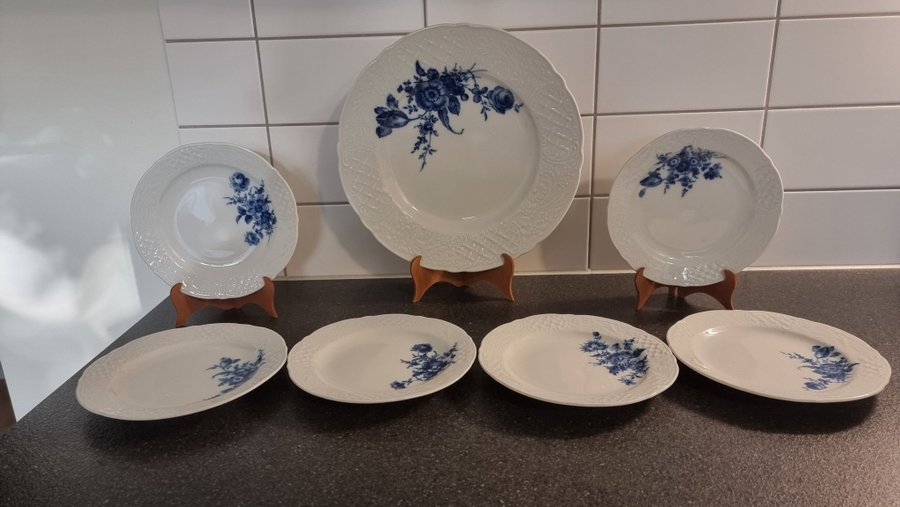 Tårtfat och Assietter av SCHUMANN ARZBERG TRADITION set 1881 ECHT COBALT GERMANY