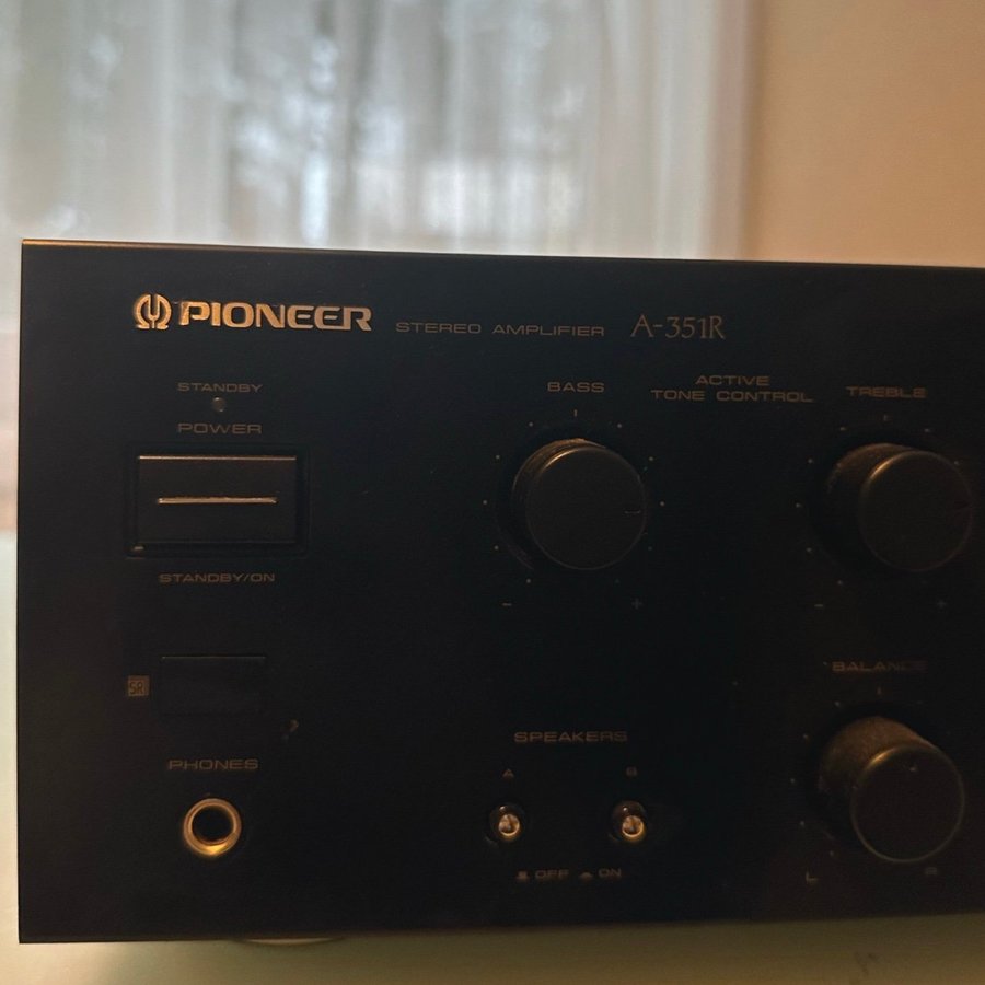 Pioneer A-351R Stereo Amplifier