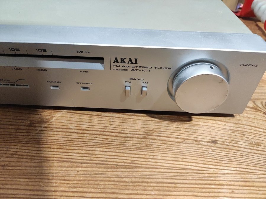 Akai AT-K11 Stereo FM/AM Tuner