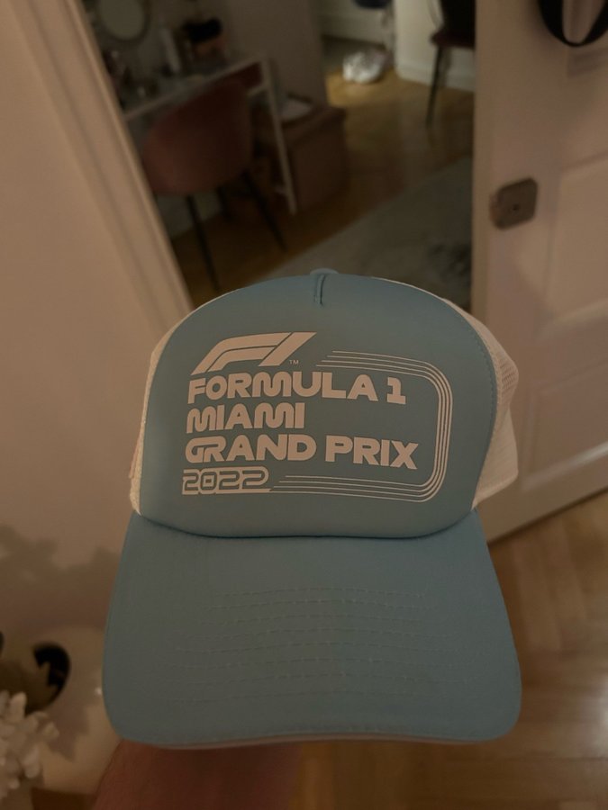 Formula 1 keps