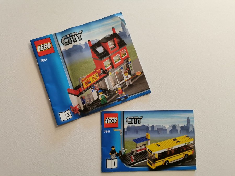 Lego - beskrivning - manual - city - centrum - 7641 - (2 delar)