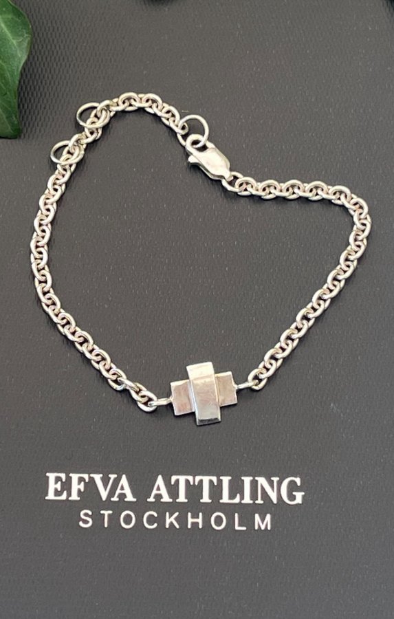 Efva Attling Little Cross armband i silver 925