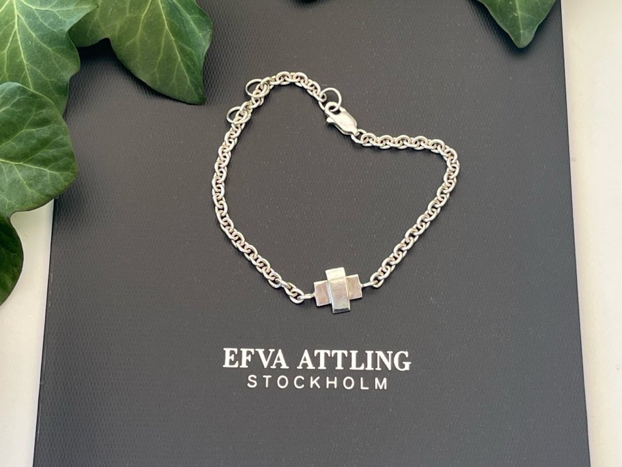 Efva Attling Little Cross armband i silver 925