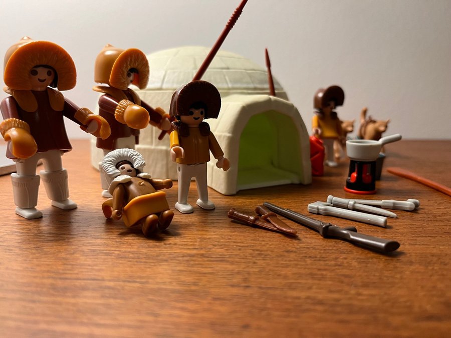 Playmobil Igloo med figurer og tilbehør