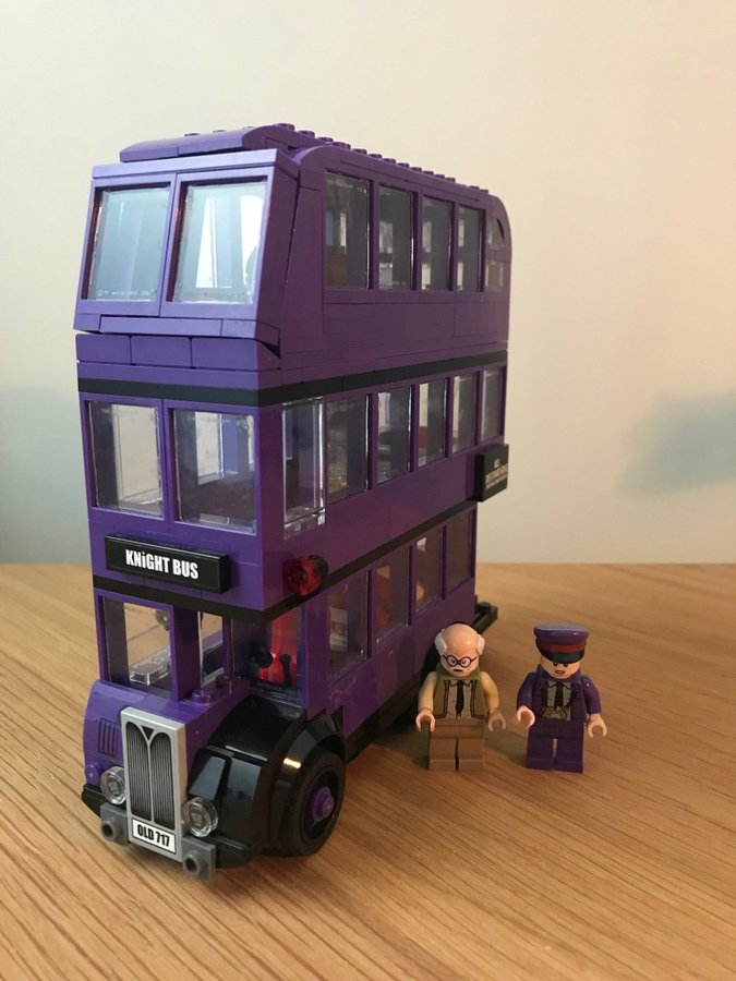 LEGO Harry Potter - Knight Bus (4709)