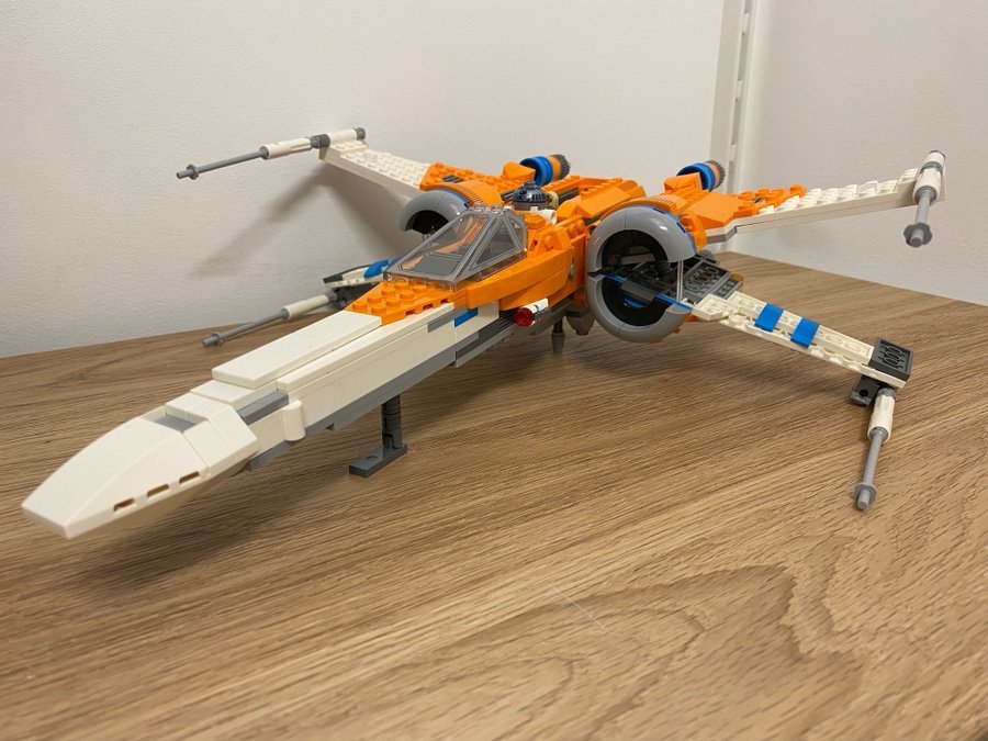 Lego Star Wars 75273 Poe Dameron's X-Wing Fighter