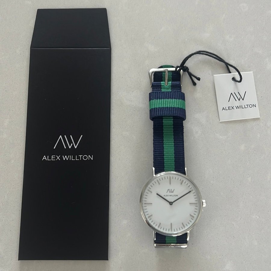 ALEX WILLTON WATCH New Forrest 40 mm Silver med Blå/Grön Nato Band