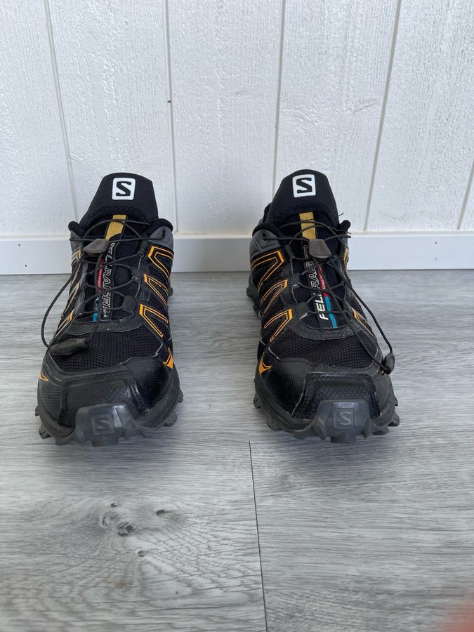 Salomon Fellraiser Chevron terränglöpning Svart/Gul Storlek 42 MYCKET GOTT SKICK