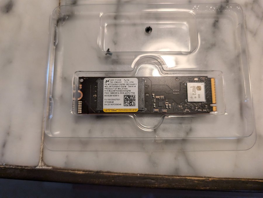 512 GB Micron 2400 SSD M2 2280 NVMe PCIe Gen4