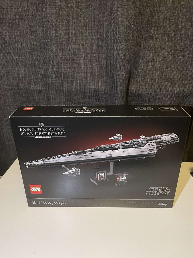 LEGO Star Wars 75356 Executor Super Star Destroyer