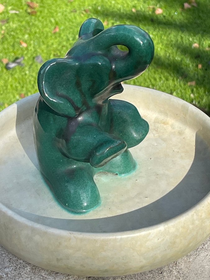 Ekeby fat med figur, Elefant 1930 tal