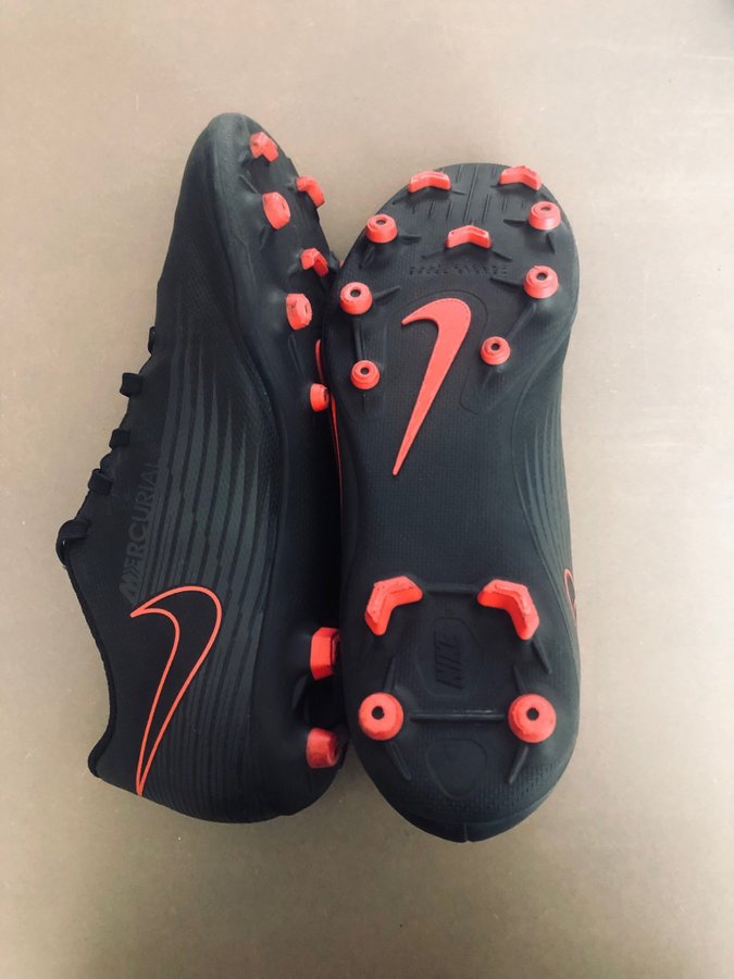 Nike Fotbollsskor Storlek 38