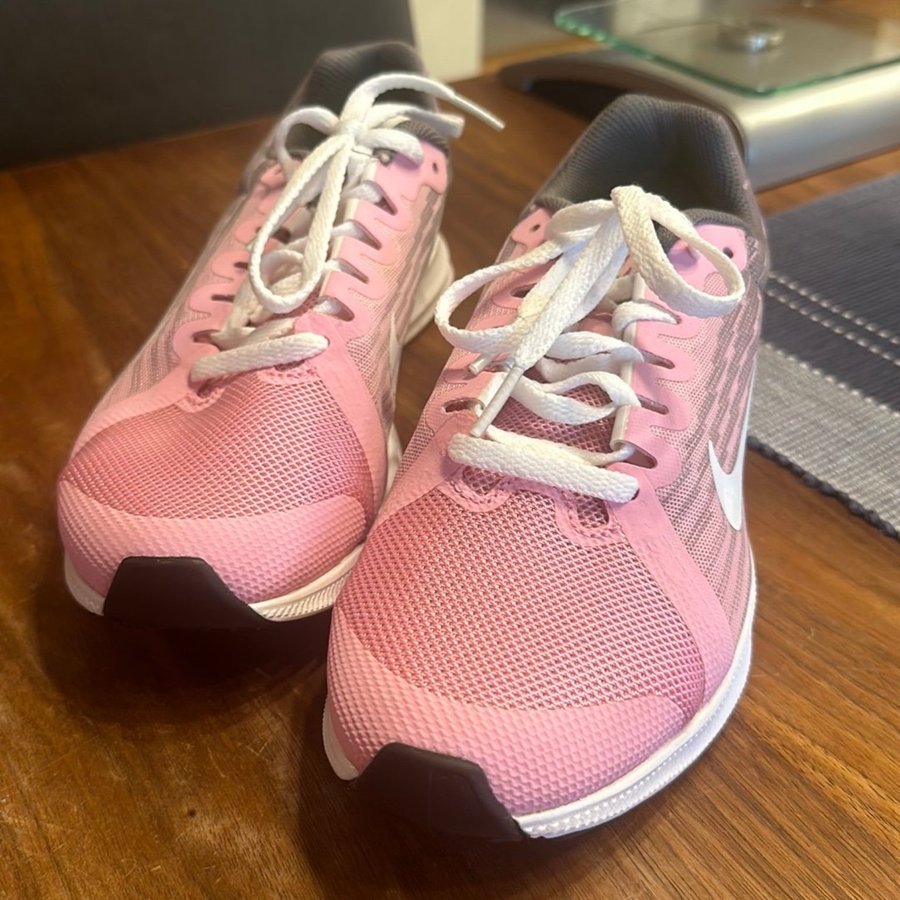 Nike löparskor rosa