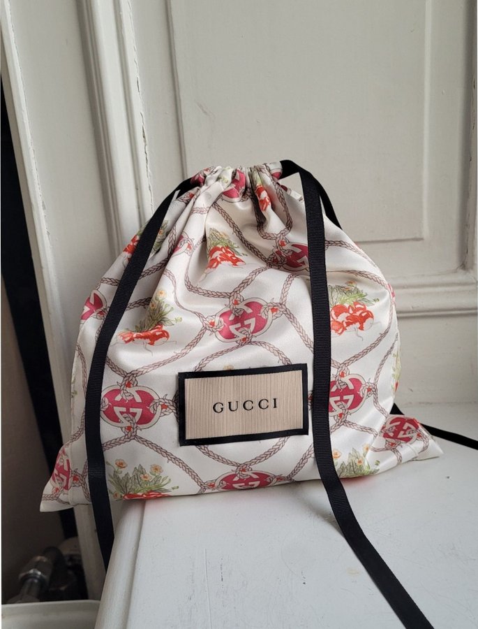 Gucci Siden Necessär Clutch Beauty Sminkväska Förvaring Julklapp