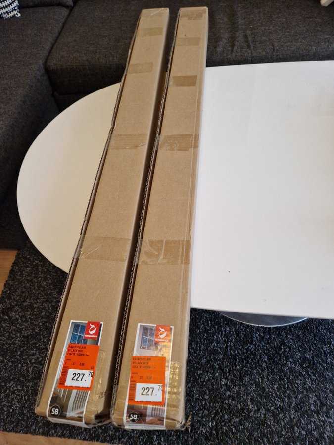 2 paket nya Räckespelare Vitlack MDF 41x41x1140 mm, 4 st per paket