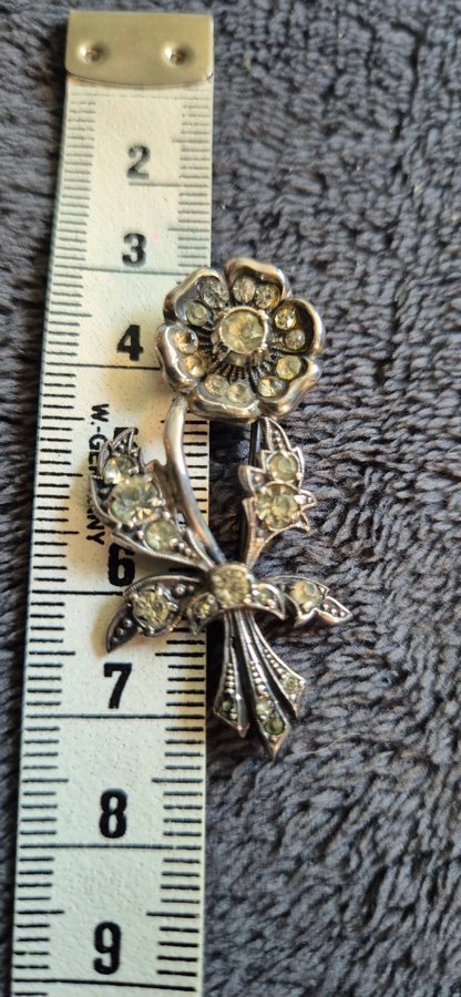 Vintage silver 925 brosch blomma med gnistrande stenar