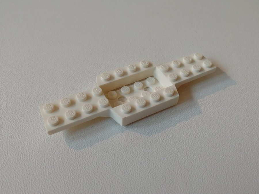 Lego - underdel till fordon - part 52036 - vit