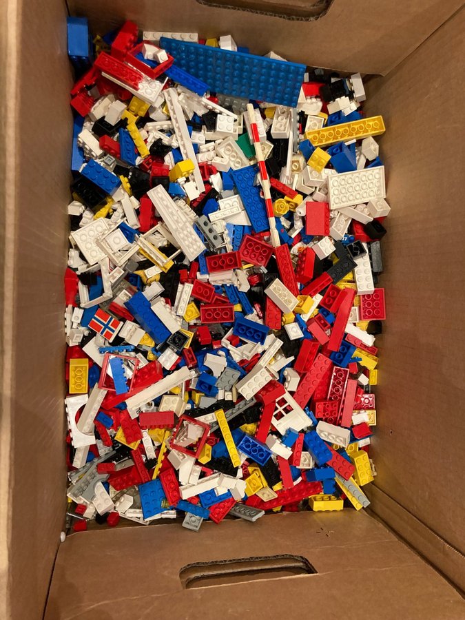 Slitet/dåligt/trasigt LEGO 12 kg netto!