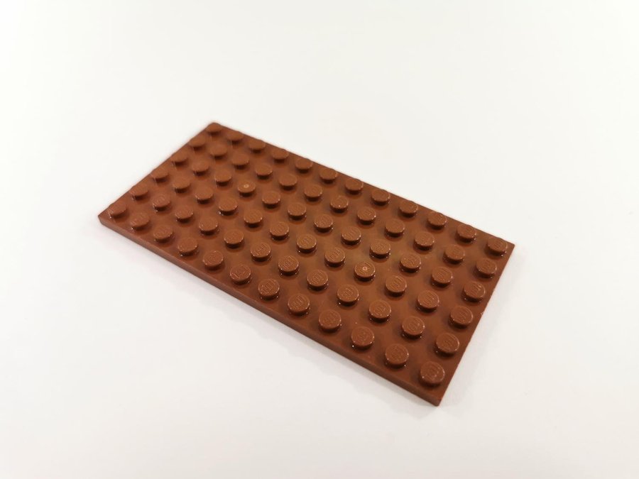 Lego - platta - plate - 6x12 - part 3028 - brun (reddish)