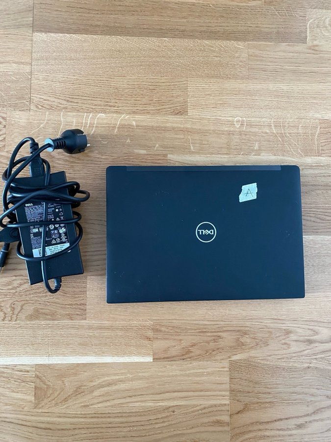 Dell Latitude 7390 Pekskärm i5-7300U CPU 8GB