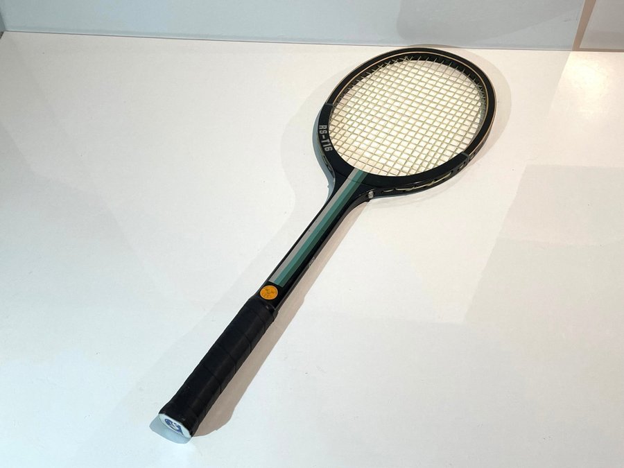 Äldre tennisracket RS-T16 Svenska Tennisförbundet Vintage tennis 70s 80s